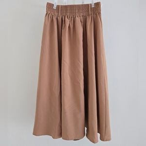 Elegant Tan Women's Skirt